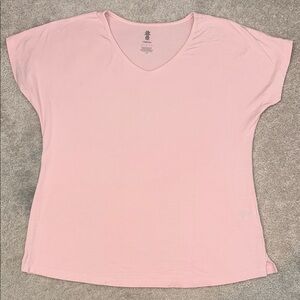 Cariloha L v-Neck tee, light pink color.
